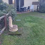 Oleandro With Garden *