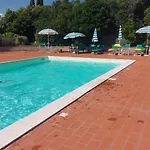 Oleandro With Garden *
